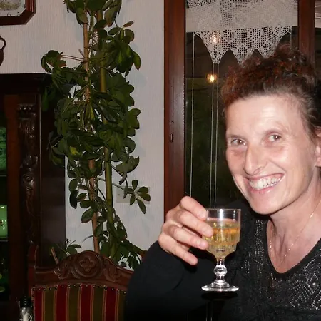 Chez Sylvie Alojamento de Acomodação e Pequeno-almoço 3*